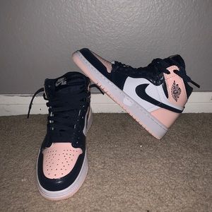 NWOT Air jordan bubble gum 1